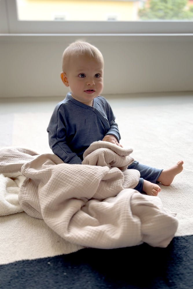 Organic muslin blanket